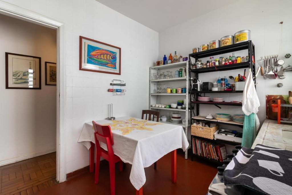 Apartamento Cinesala - Sp: Beautiful, Well Located, With Air Conditioner *
