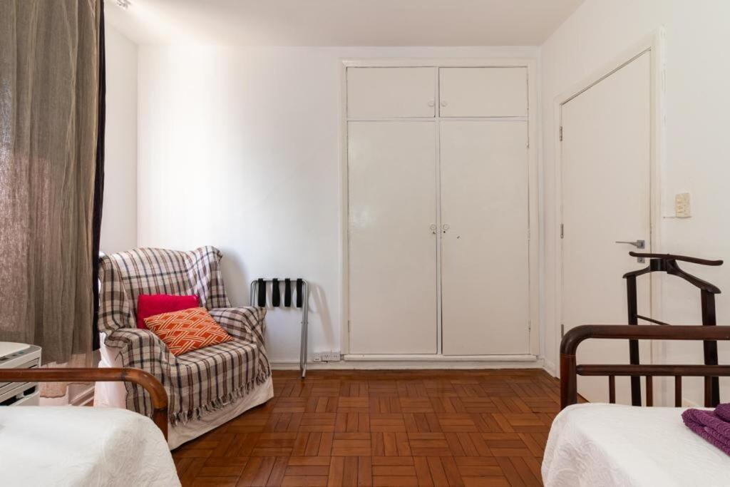 Apartamento Cinesala - Sp: Beautiful, Well Located, With Air Conditioner *