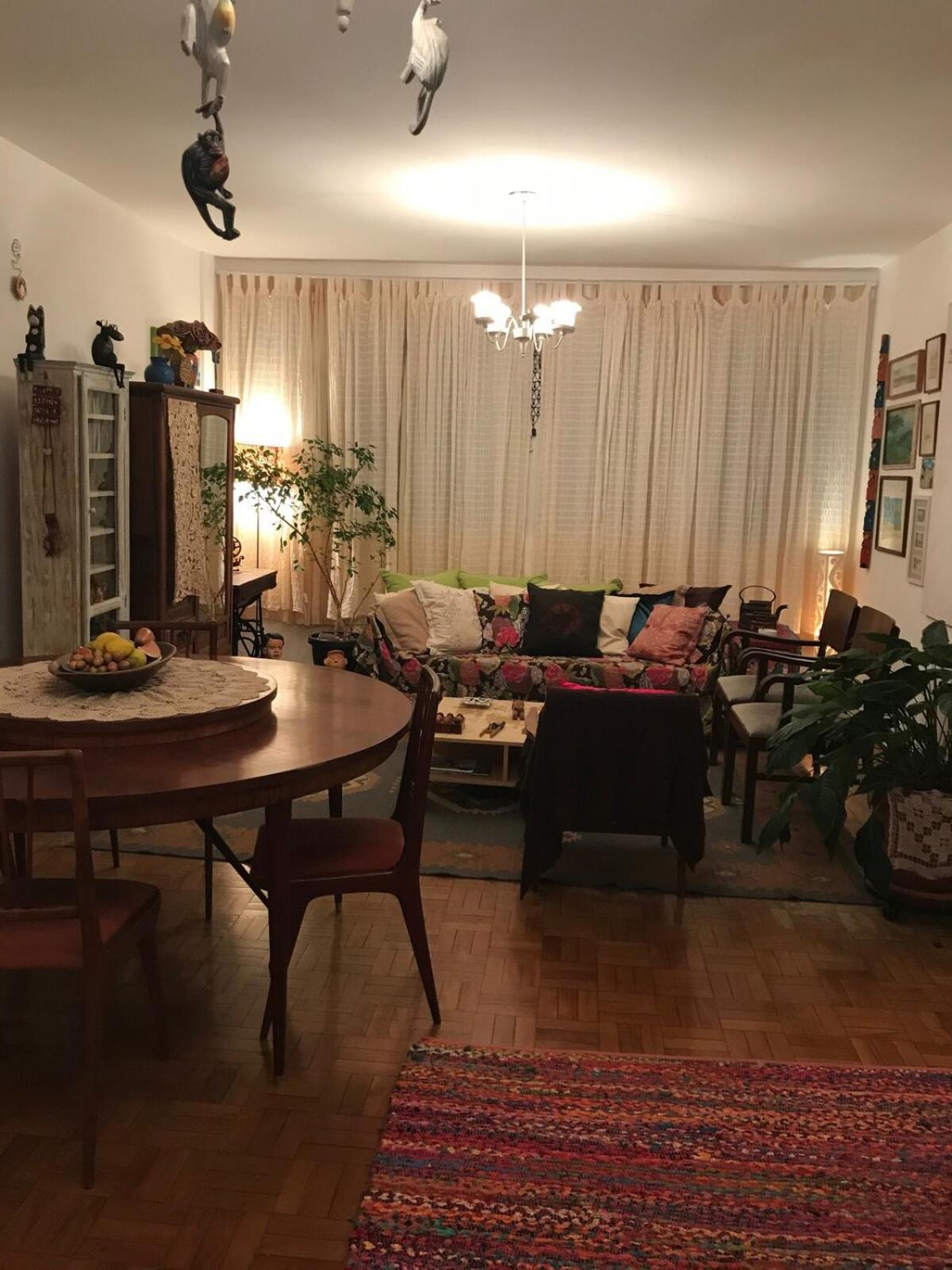 Apartamento Cinesala - Sp: Beautiful, Well Located, With Air Conditioner